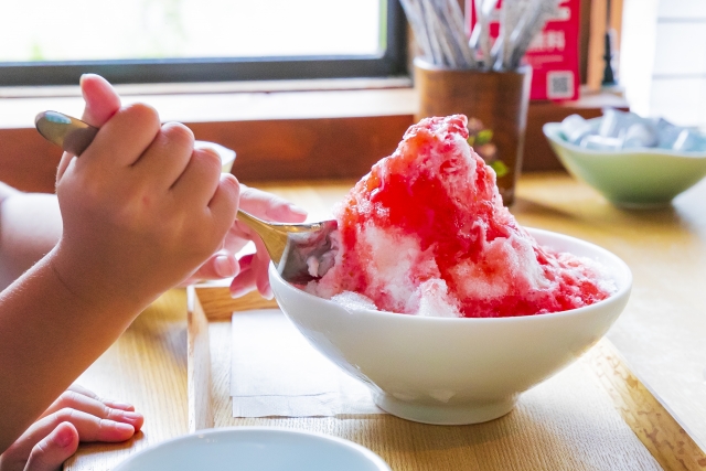 How to Eat Kakigori Like a Pro